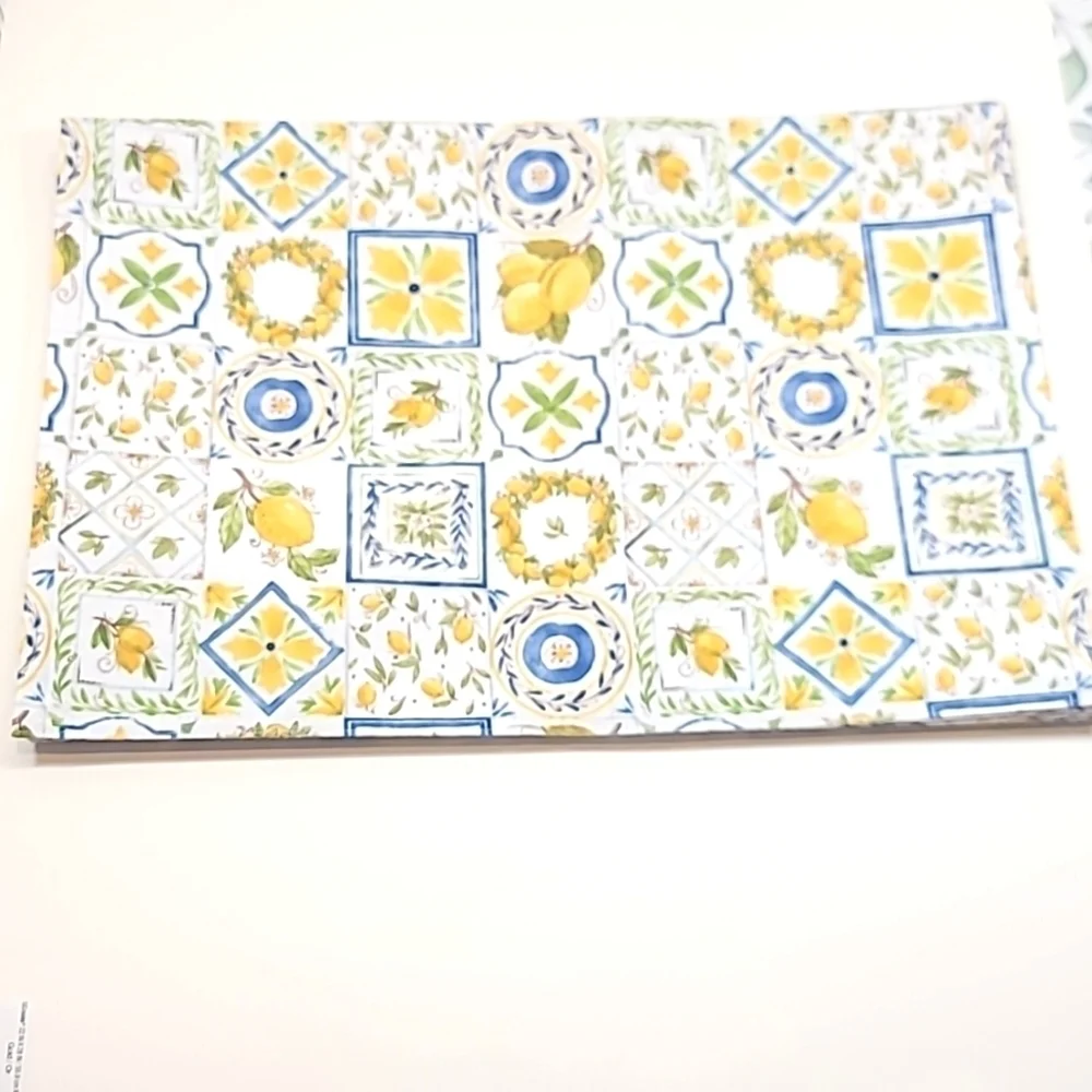 Set of 5 thick vinyl cloth placemats